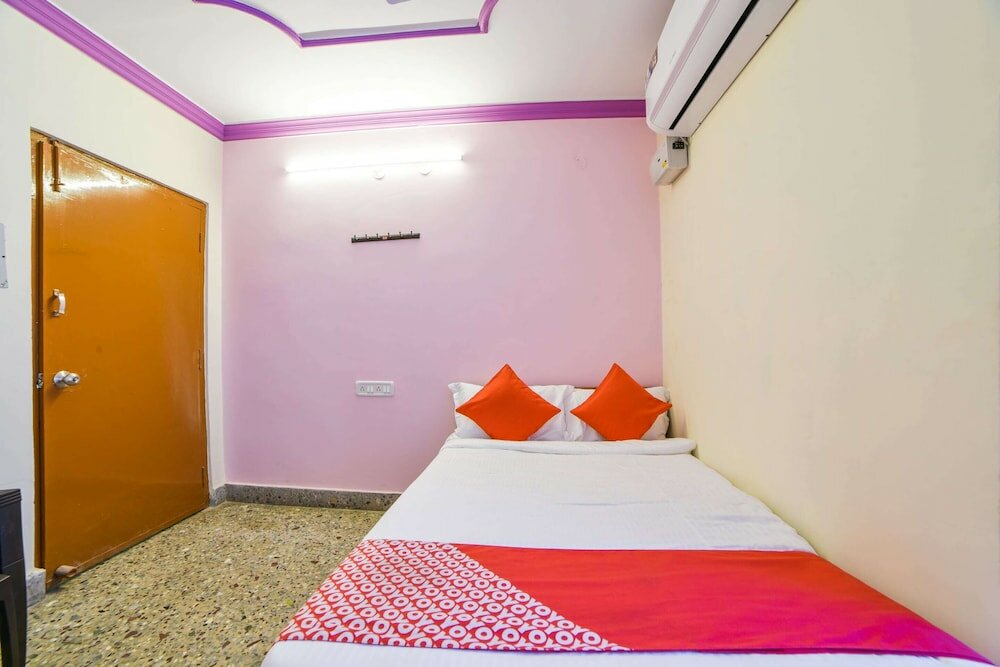 Фото Oyo 17316 Radika Residency