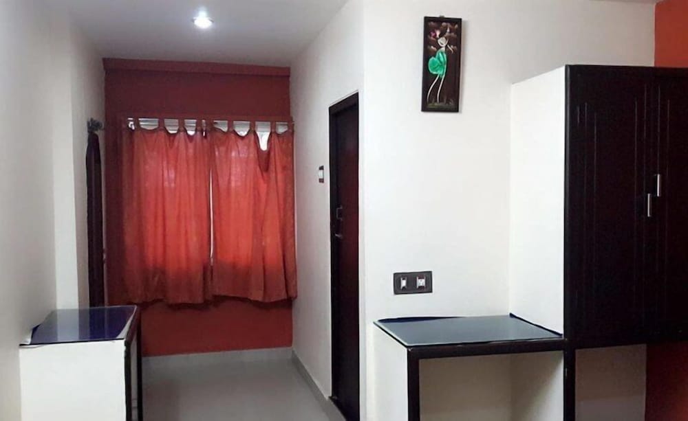 Фото Iroomz Woodlands Lodge