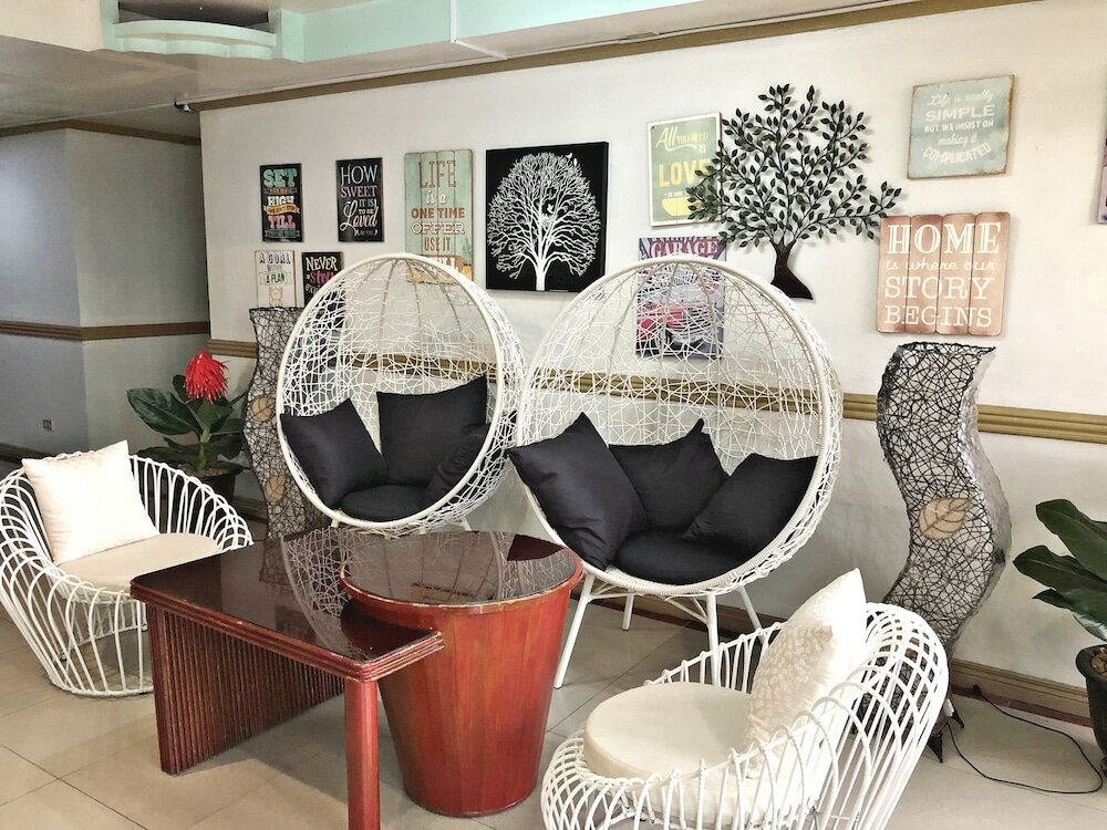 Фото Tabaco Gardenia Hotel