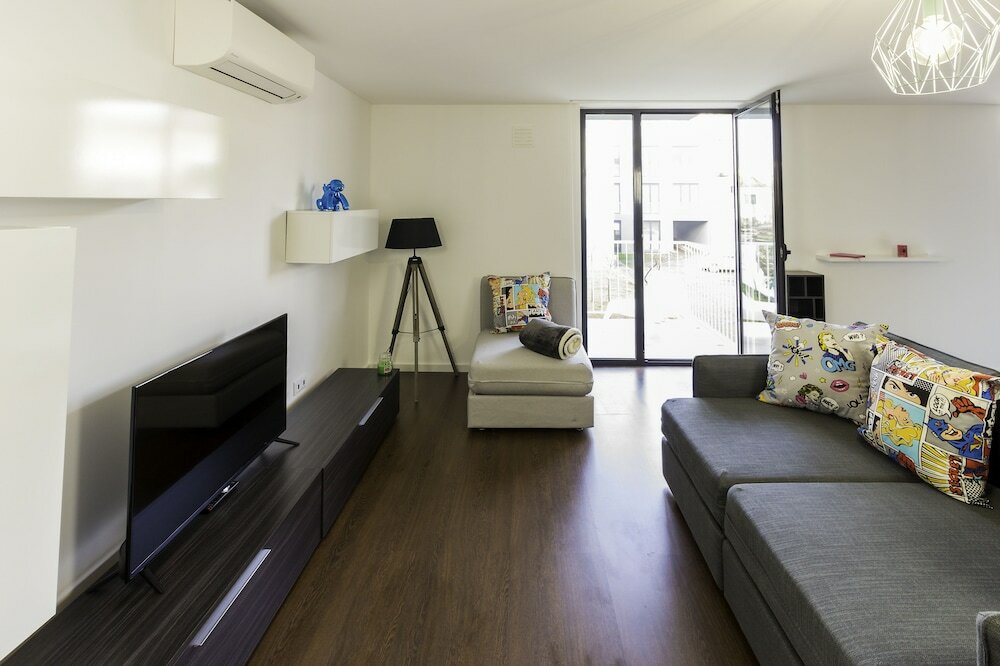 Фото Guest H4u Bonjardim Pop Art City Center