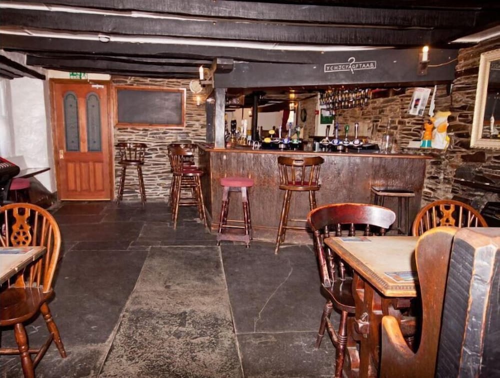 Фото White Hart Hotel