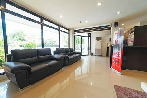 Гостиница RedDoorz Premium @ Guadalupe Village Davao в Давао