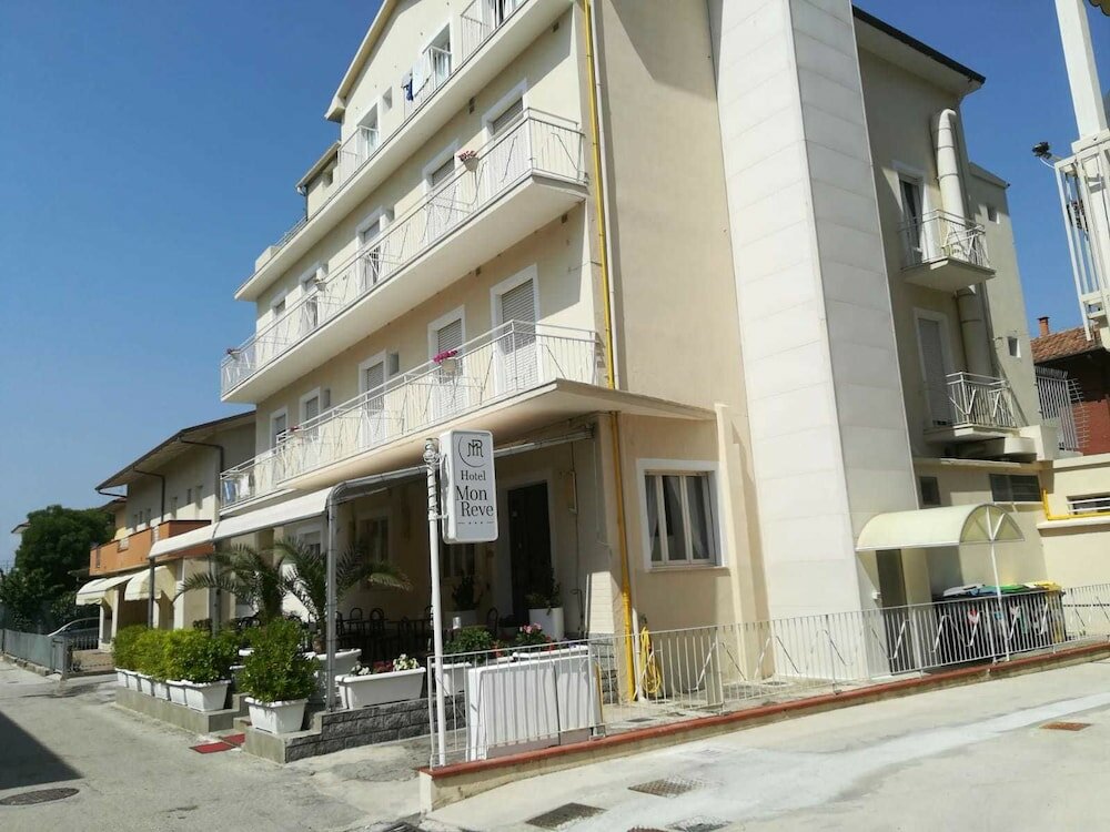 Фото Hotel Mon Reve