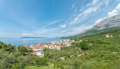 Гостиница Apartments Zorica в Тучепи