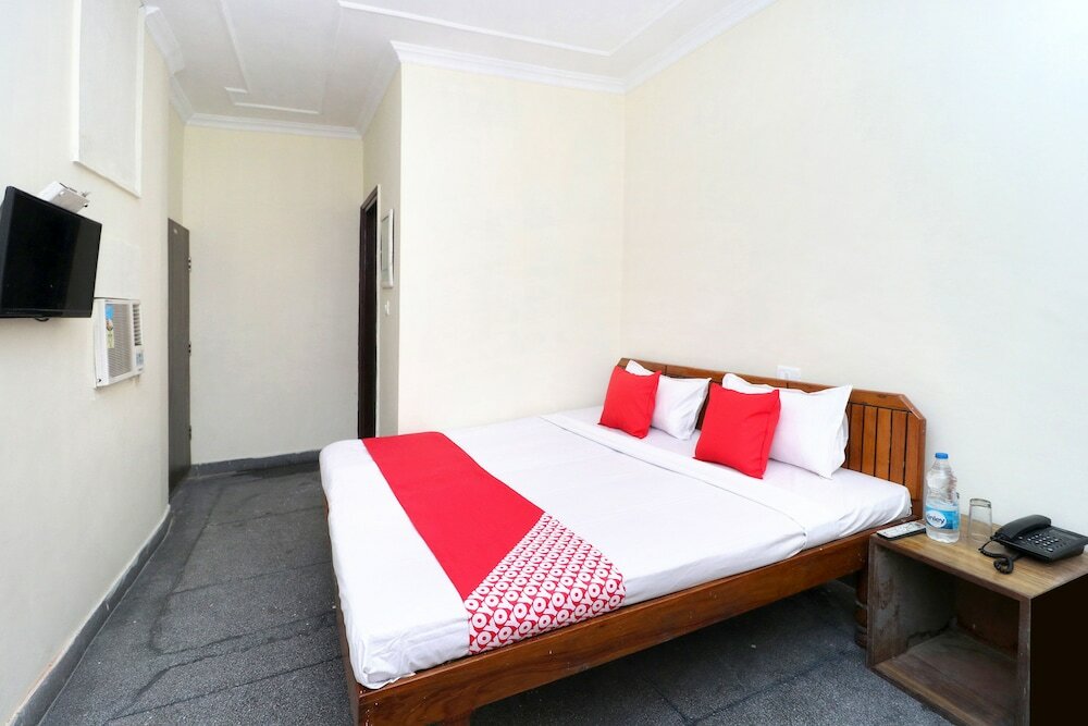 Фото Oyo 29193 Amrit Guest House