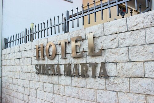 Гостиница Hotel Sirena Marta в Сутоморе