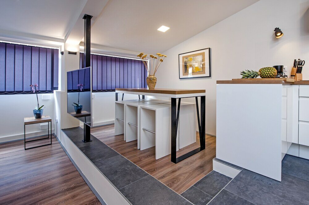 Фото Lakovich Sea View Apartments