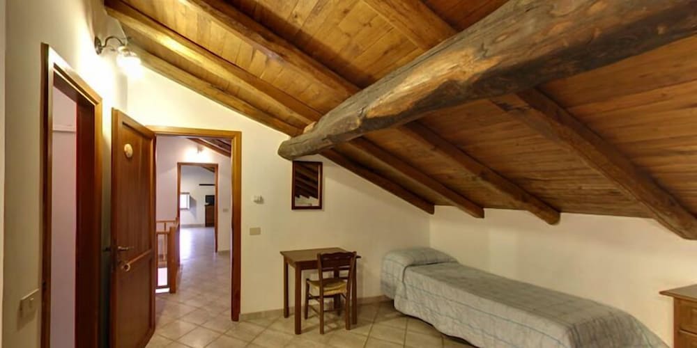 Фото Agriturismo La Ferrera