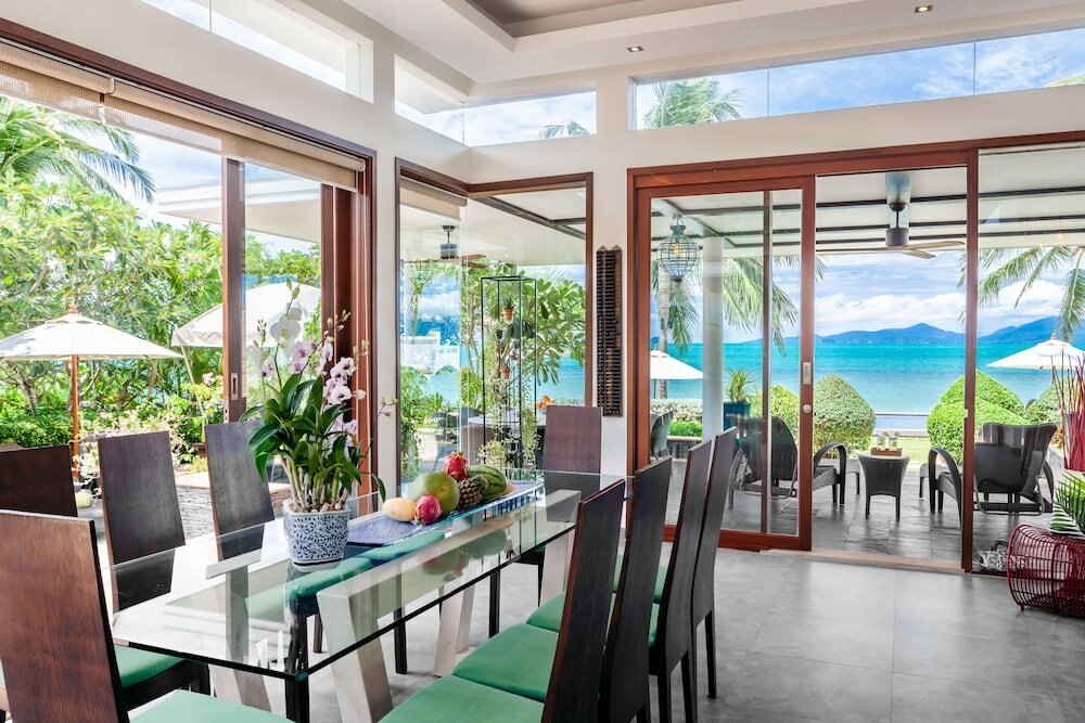 Фото 5 Bedroom Beach Front Villa Lotus