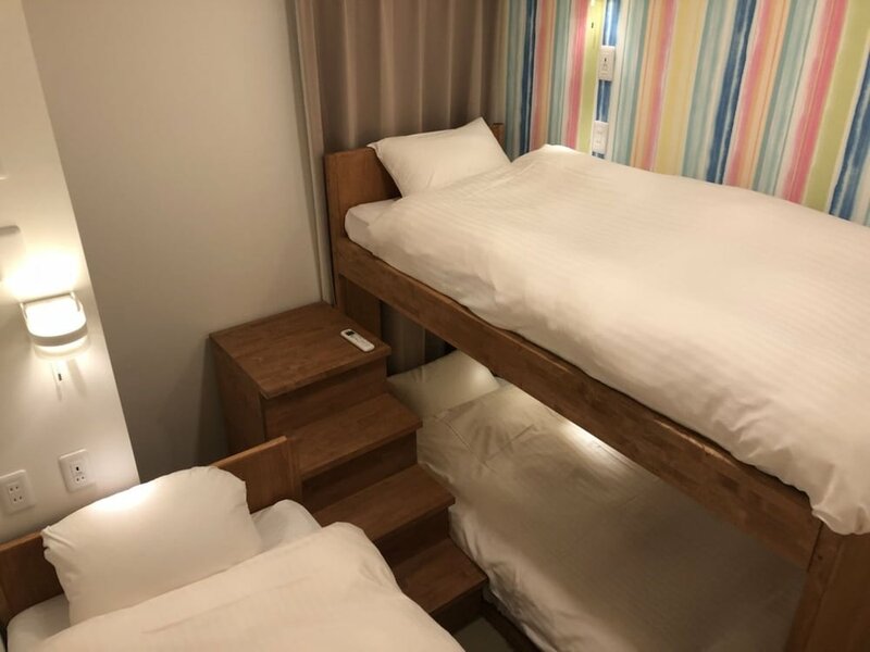 Гостиница Hostel & powder room crane - Caters to Women в Хиросиме
