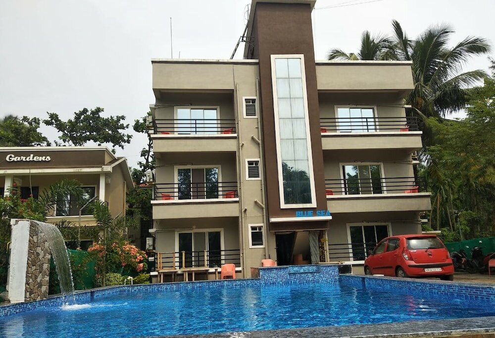 Фото отеля 1