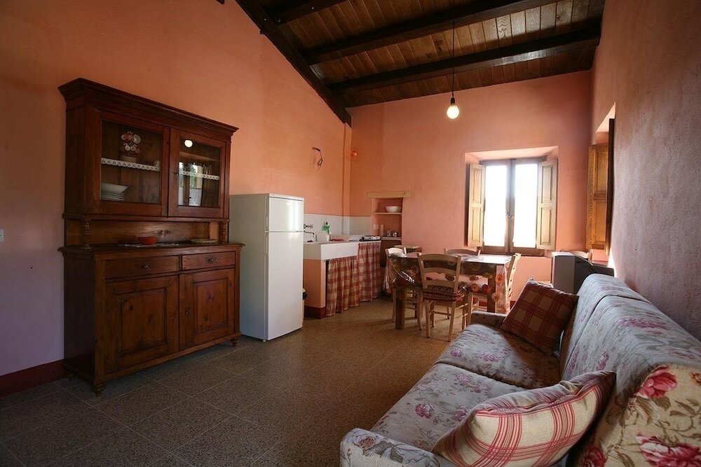 Фото Agriturismo La Quarta