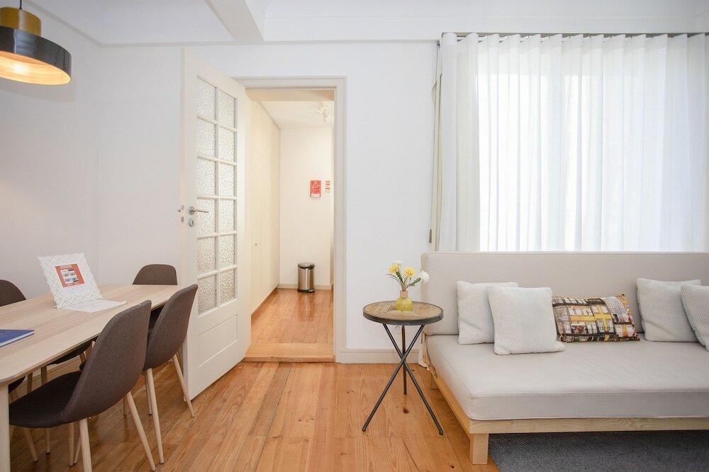 Фото Liiiving in Porto Light Spacious Apartment