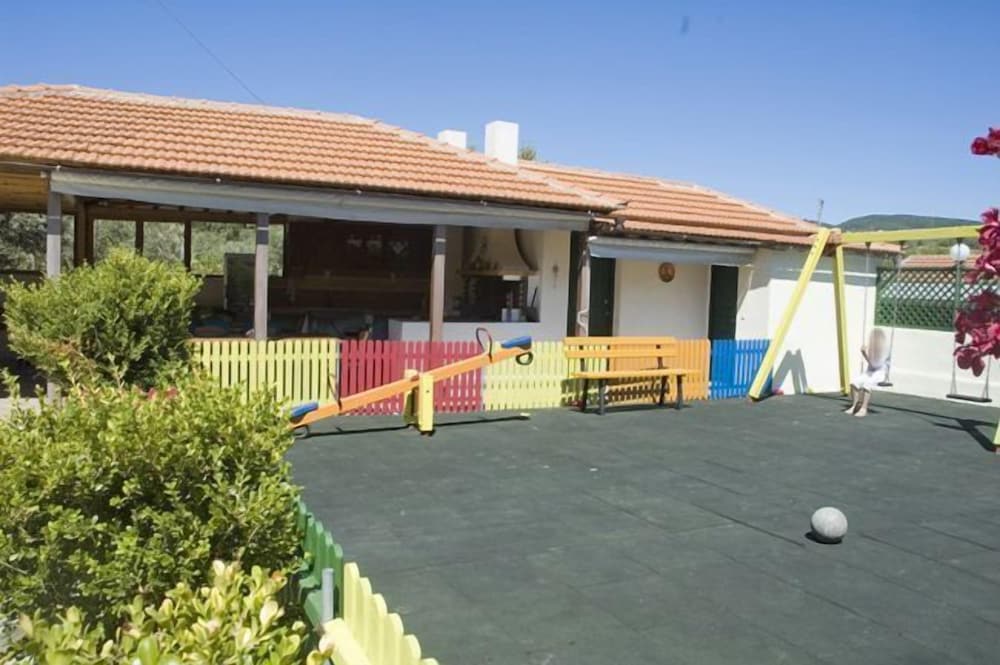 Фото Alexandros Rooms & Studios