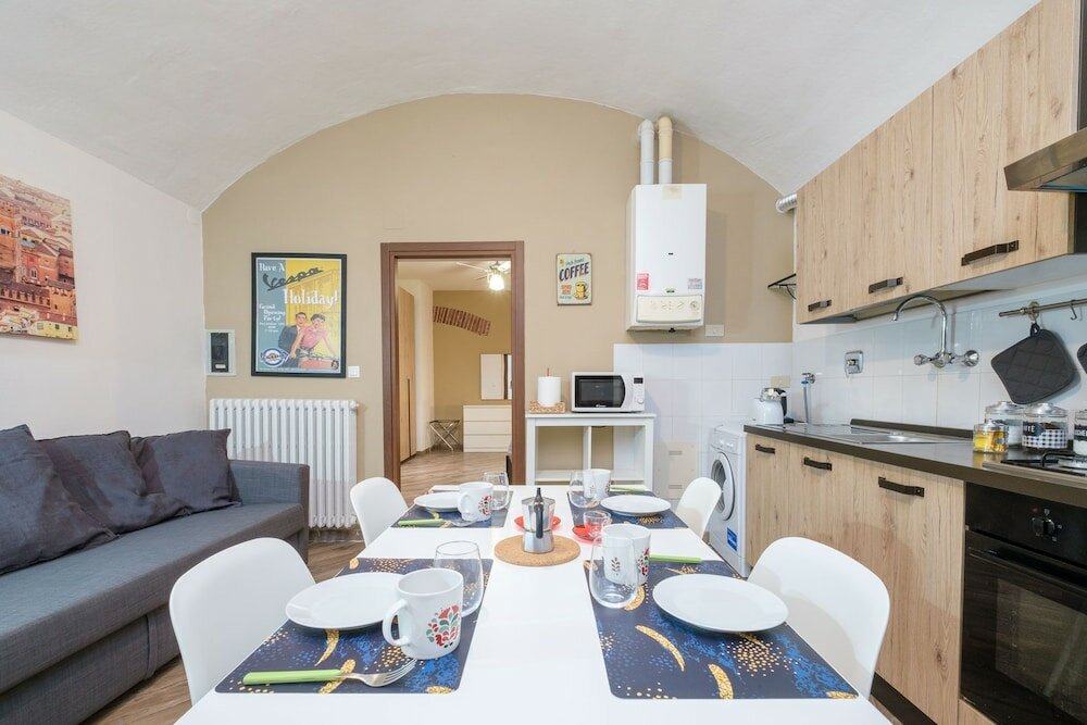 Фото House under the Towers