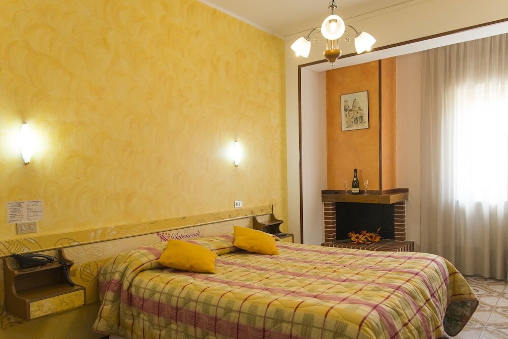 Фото Hotel Supersonik