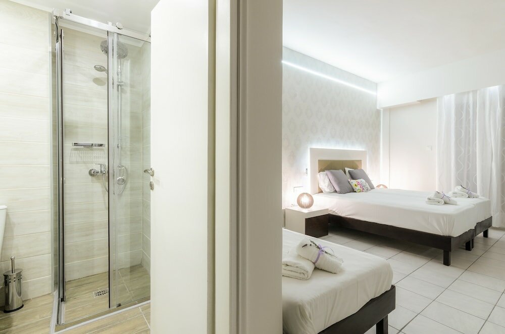 Фото Mouria Studios & Apartments