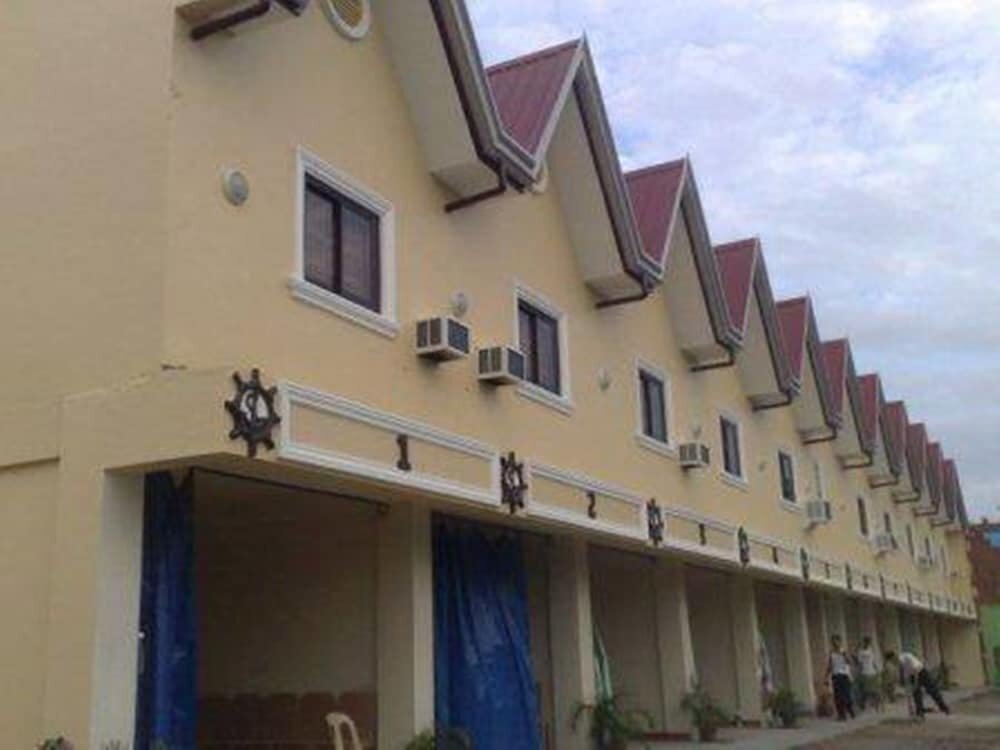 Hotel D'Mariners Hotel, Batangas City, photo