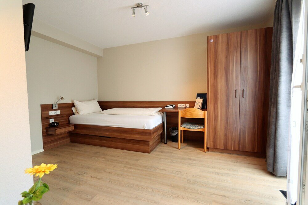 Фото Hotel Klosterbräustuben