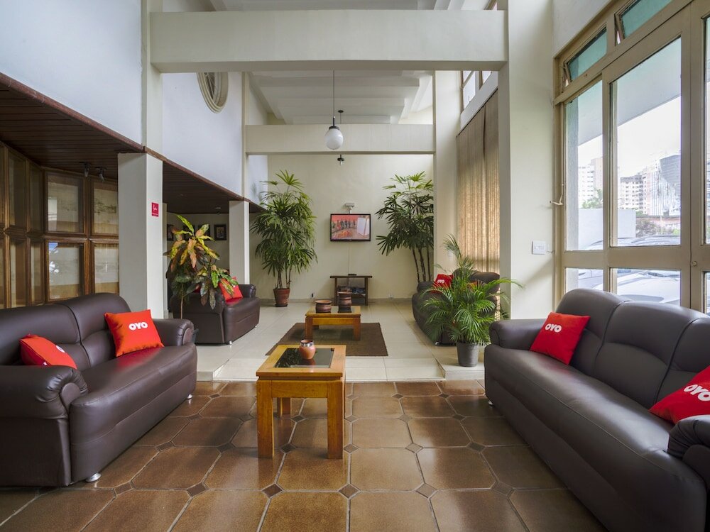 Фото Oyo Hotel La Rocca, Goiânia