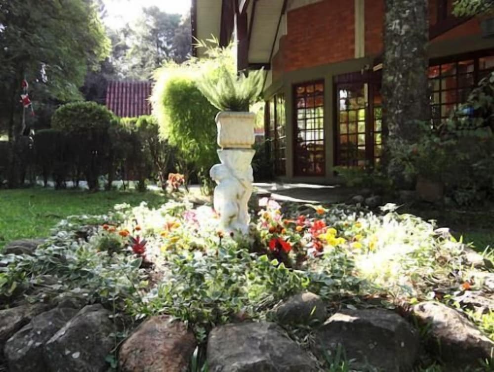 Фото Hotel Cabana Jardim De Flores