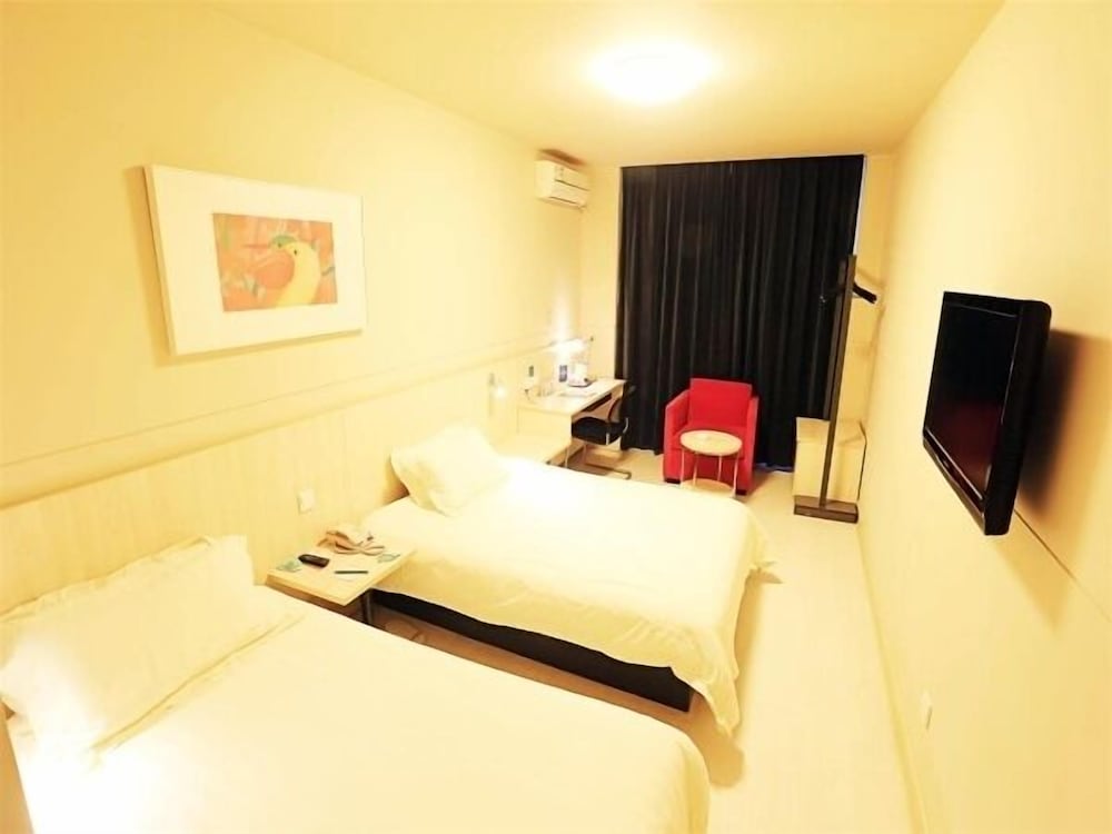 Фото Jinjiang Inn Tianjin Changjiang Road