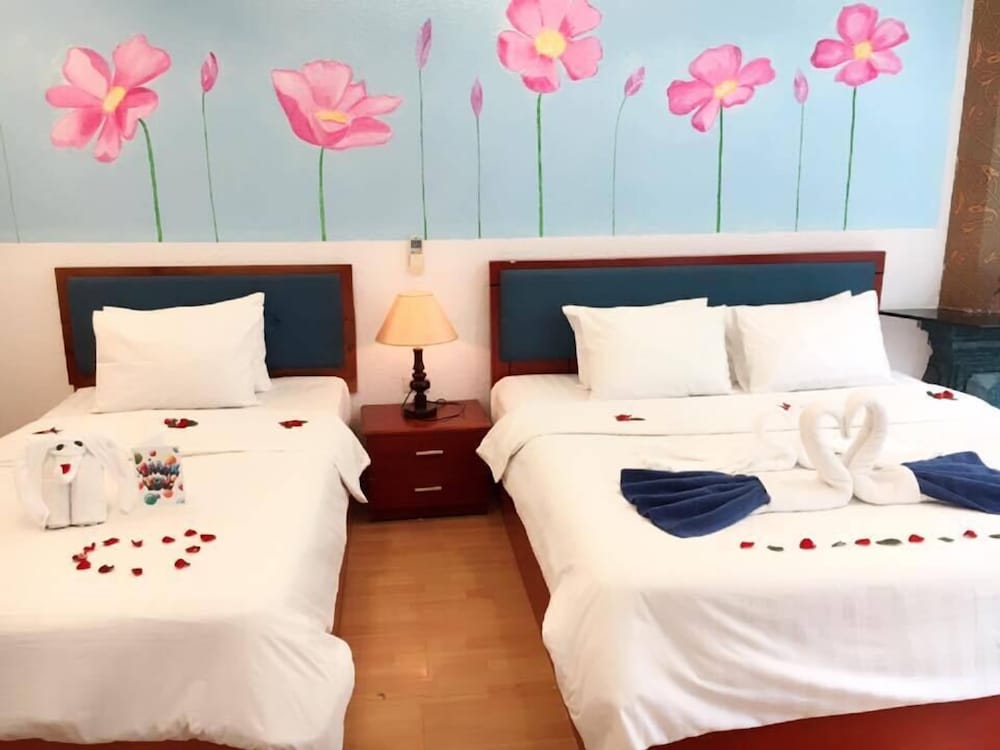 Фото Hanoi Old Quarter House