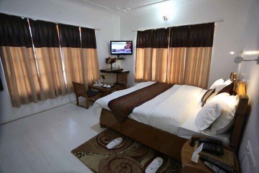 Фото Hotel Rafica