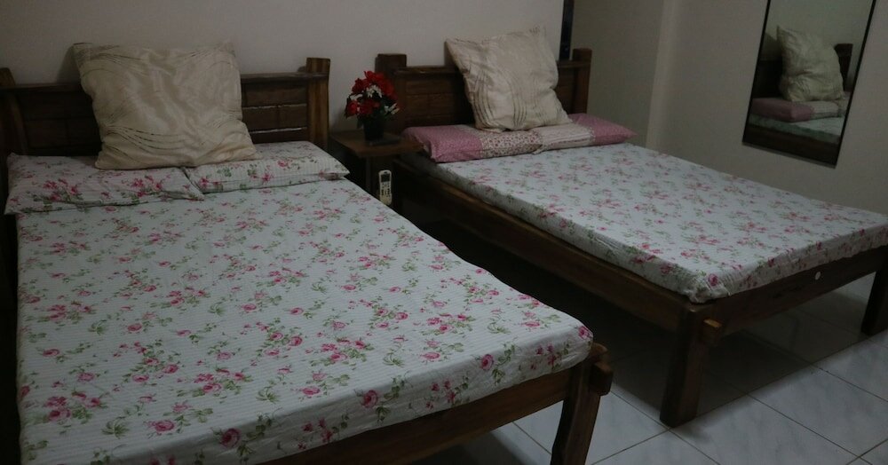 Фото Hundred Isles' Room Rentals and Transient House