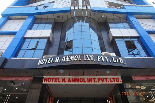 Гостиница Hotel Anmol в Хетауде