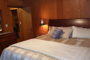 Historic Smarthouse Charming Comfy King (Oregon, Klamath County, Klamath Falls), hotel