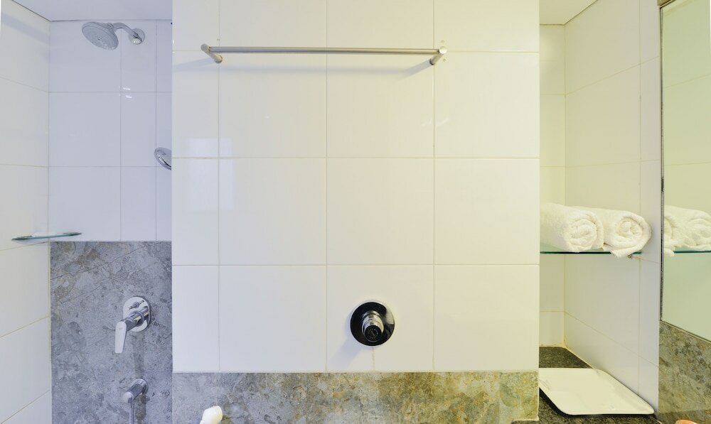 Фото Treebo swastik