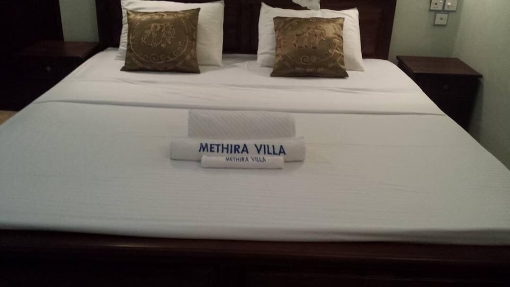 Фото Methira Villa