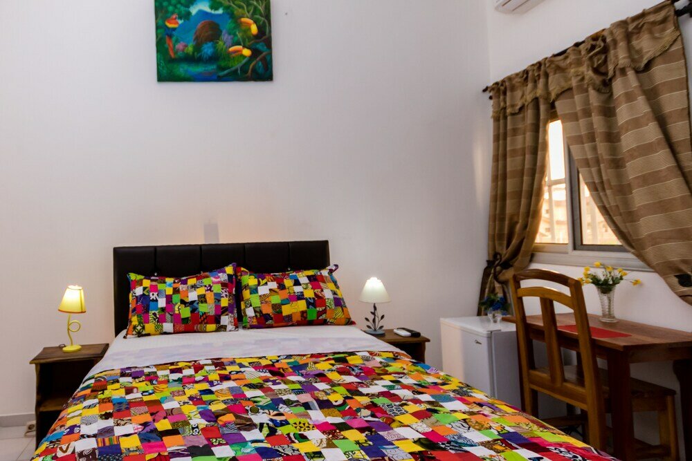 Фото Jeane's Appart Hotel