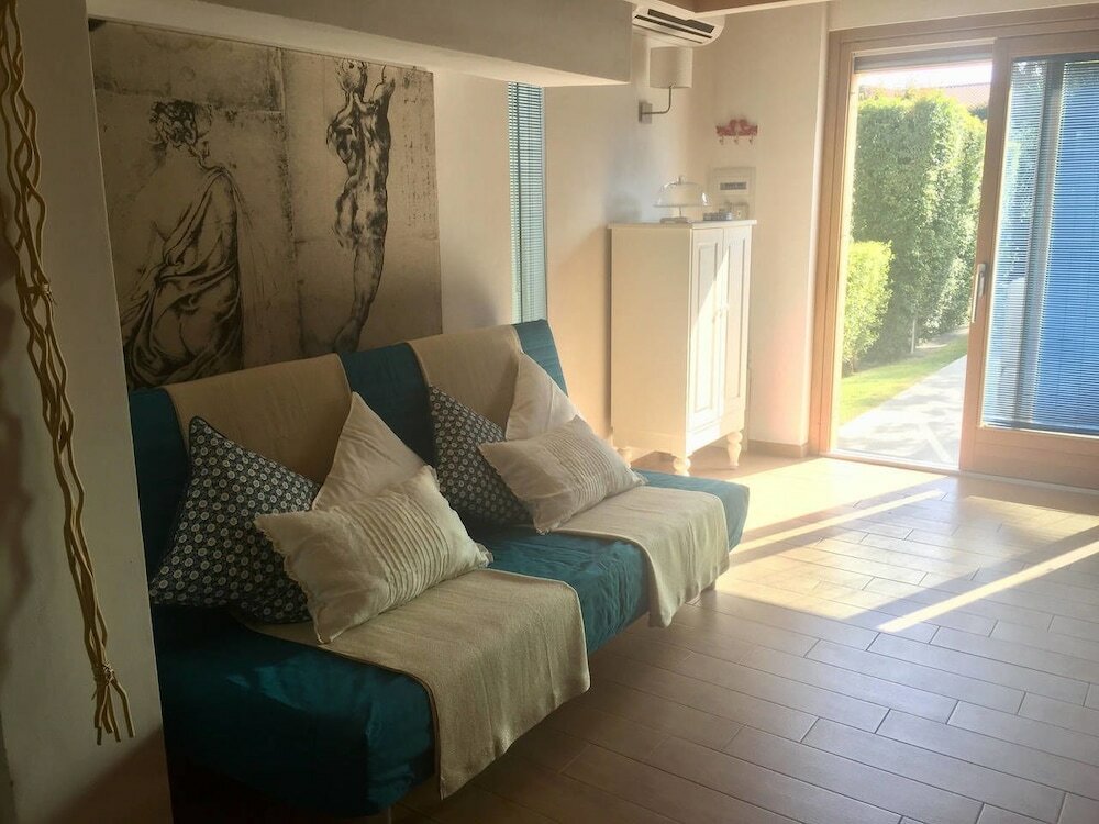 Фото Guest House Ara Town