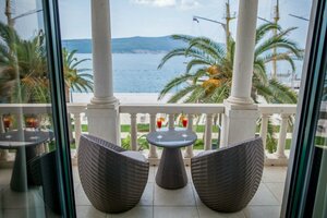 Гостиница Hotel Astoria Tivat
