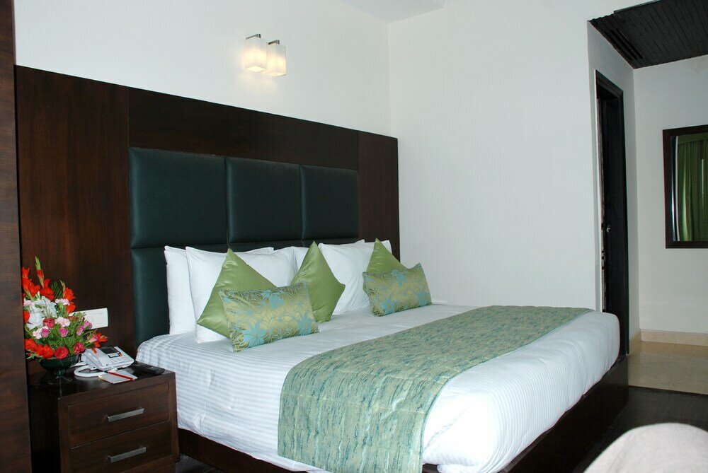 Фото Jht Hotel