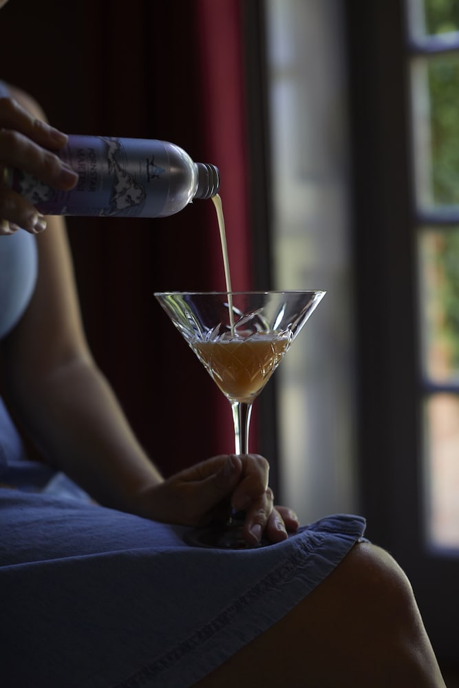 Фото Horse and Groom