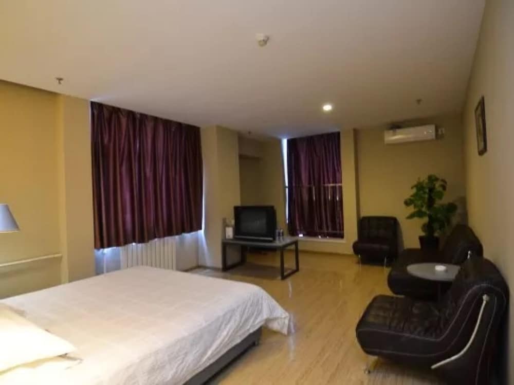 Фото Luoyang Aviation E-Home Inn