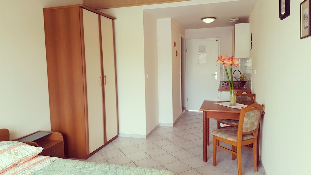 Фото Apartments Marija Lastovo