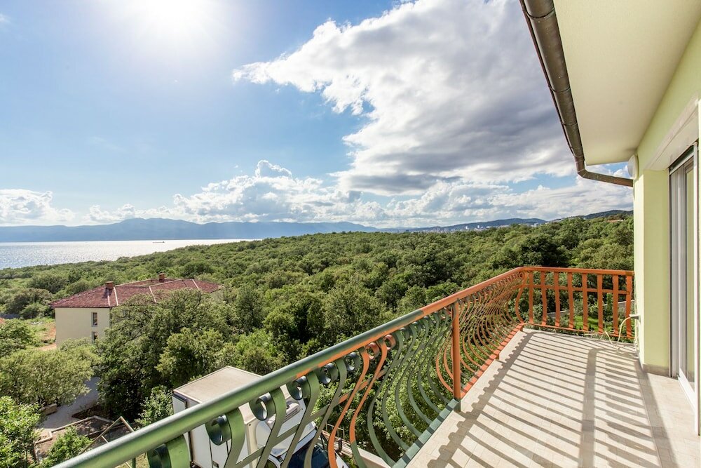 Фото Luxury Apartments Kostrena