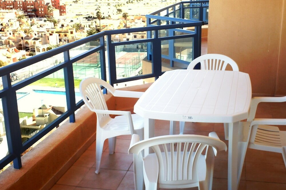 Фото Apartamentos Tavernes Gandía 3000