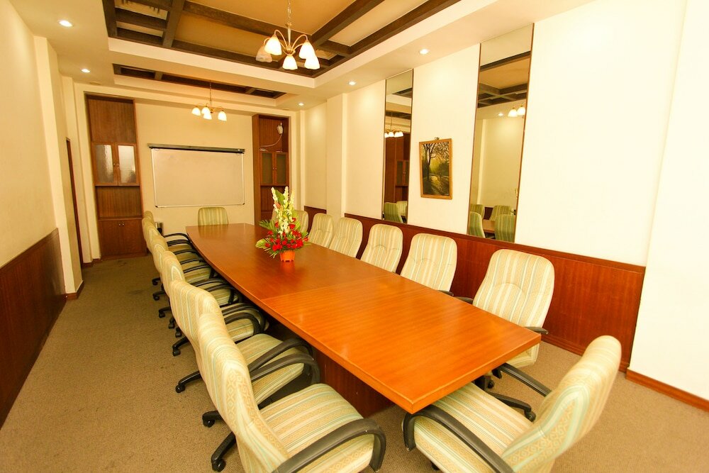 Фото Hotel Ballal Residency