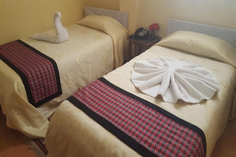 Фото Simrika Homes Bed and Breakfast