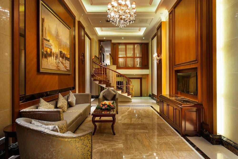 Фото Chongqing Auwi Hotel