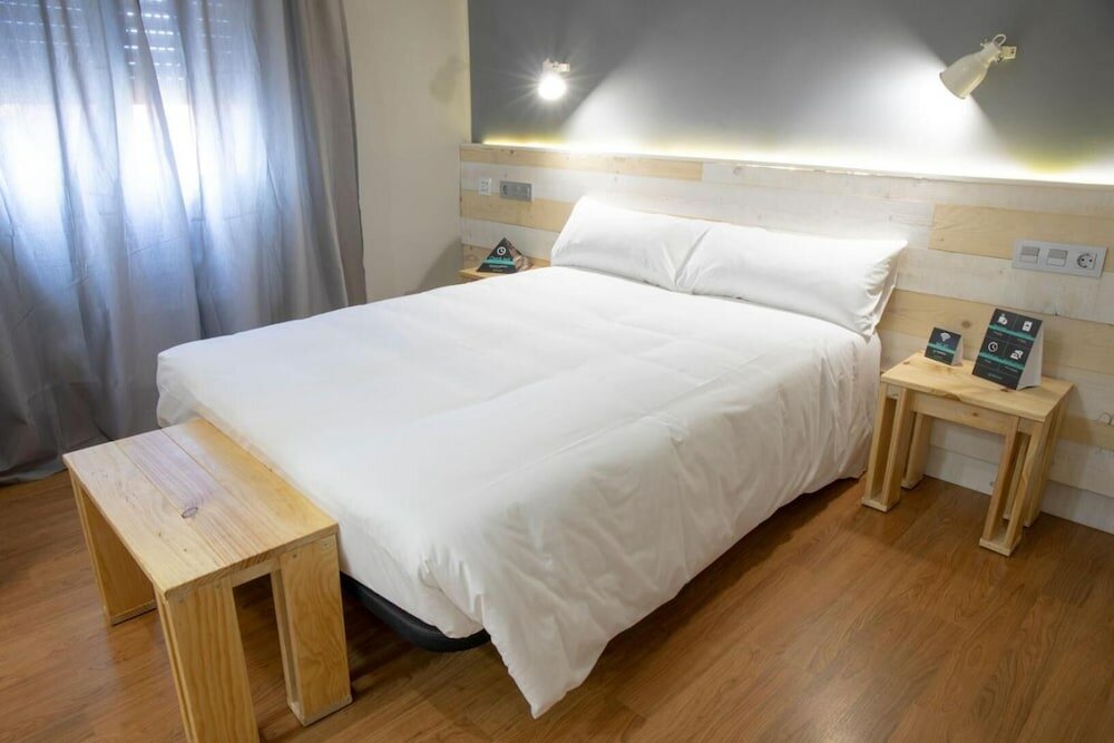 Фото Hotel Alda Centro Ponferrada