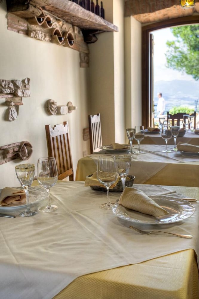 Фото La Castellaia Resort