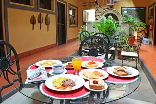 Гостиница Hotel Los Balcones De Chinandega в Чинандеге