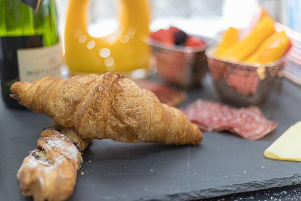 Фото London Heathrow Serviced Apartments