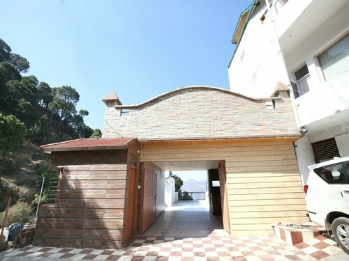 Oyo 12170 Home Rustic Villa Kasauli